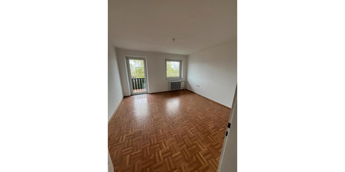 Etagenwohnung Bogen - 2 Zimmer, 50 m&sup2;, 680&euro; | Angebot:26439376