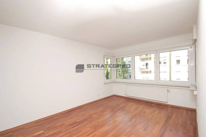 Hochwertige Wohnung in guter Lage von Ludwigshafen - Gartennutzung inklusive 4 zimmer