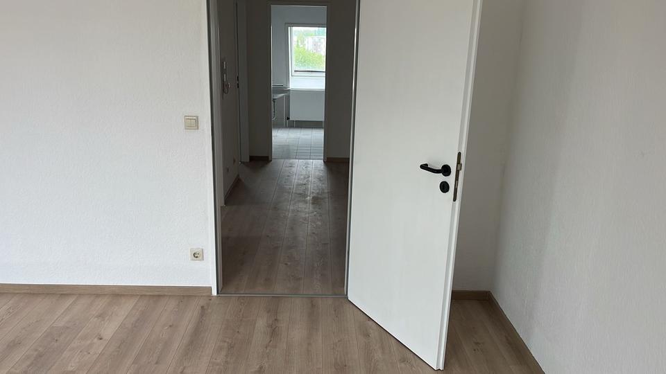 Dachgeschoßwohnung Bitterfeld-Wolfen Bitterfeld - 3 Zimmer, 70 m&sup2;, 734&euro; | Angebot:26460976