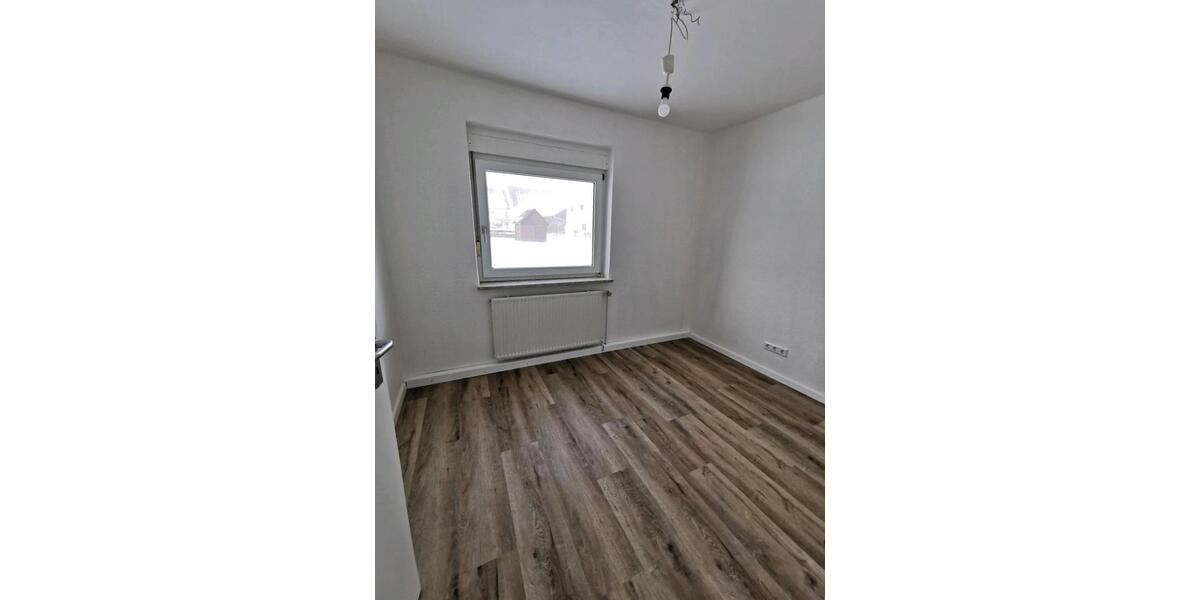 Erdgeschoßwohnung Böhmenkirch - 3.5 Zimmer, 82 m&sup2;, 800&euro; | Angebot:24833105