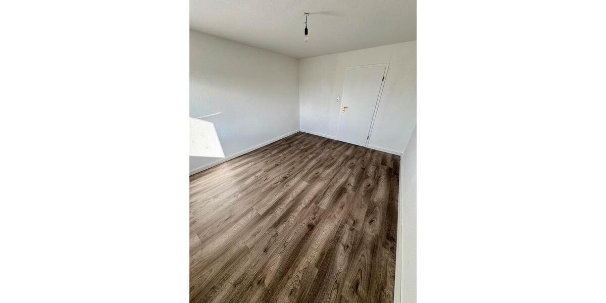 Etagenwohnung Bad Pyrmont - 3 Zimmer, 87 m&sup2;, 600&euro; | Angebot:24982216