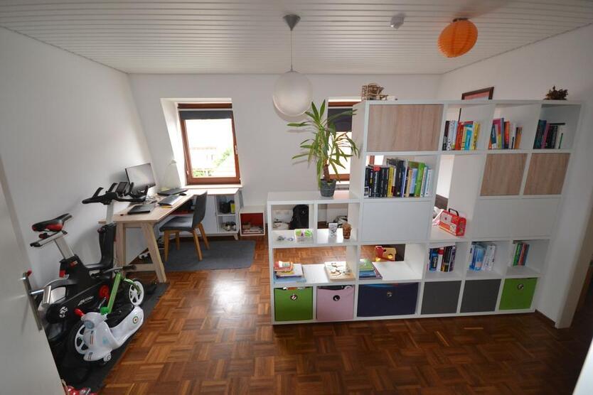 2,5-Zi.-Dachgeschoßwohnung im Herzen von Laim mit Blick ins Grüne + sehr ruhig