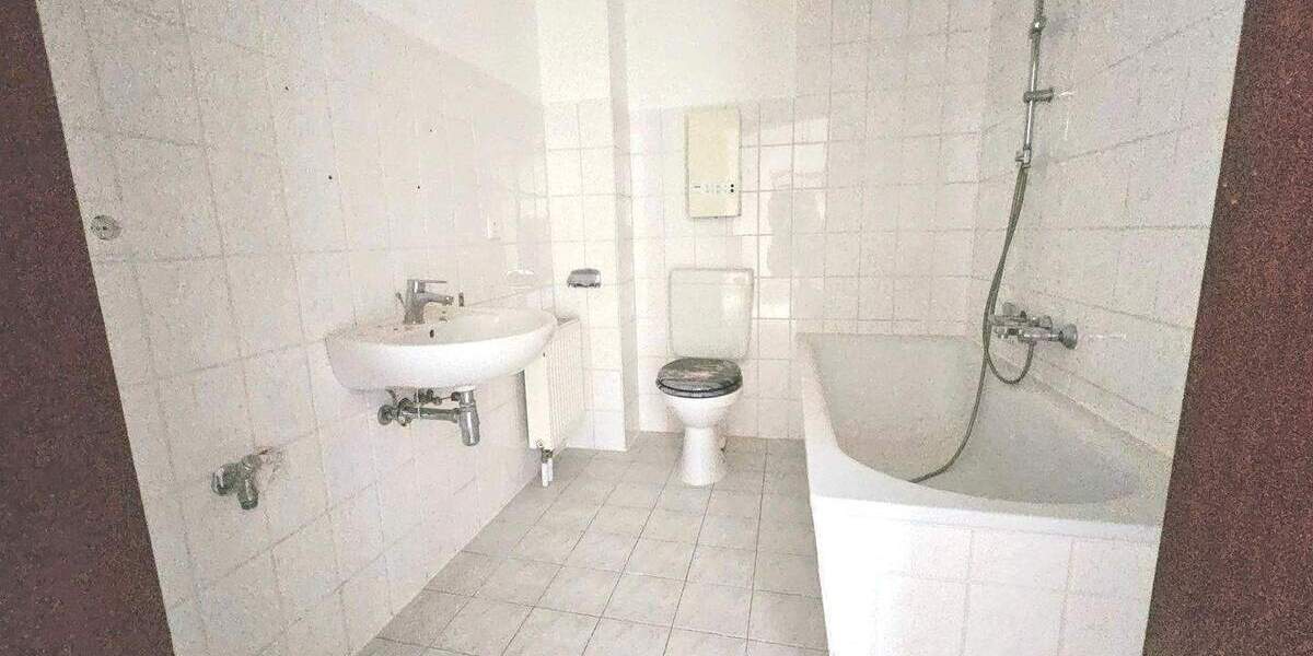 Etagenwohnung Chemnitz Sonnenberg - 3 Zimmer, 61 m&sup2;, 299&euro; | Angebot:26540795