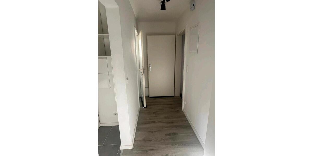 Dachgeschoßwohnung Duisburg Duisburg-Mitte - 2 Zimmer, 37 m&sup2;, 425&euro; | Angebot:26481166