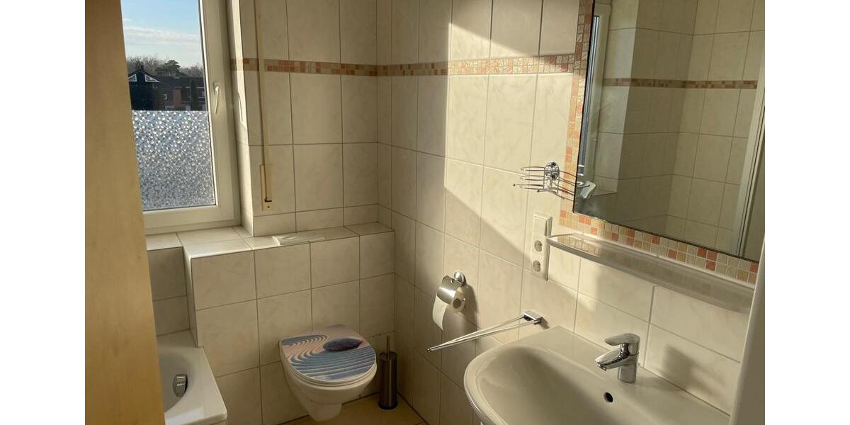 Dachgeschoßwohnung Lingen (Ems) Damaschke - 3 Zimmer, 72 m&sup2;, 695&euro; | Angebot:26018139