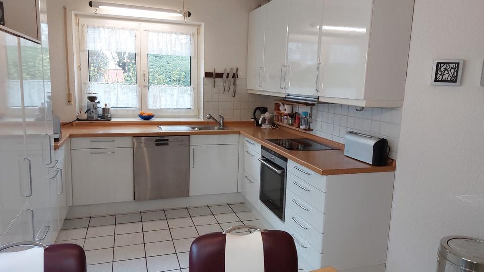 Einfamilienhaus Bad Kissingen - 6 Zimmer, 206 m&sup2;, 2.115&euro; | Angebot:26338336