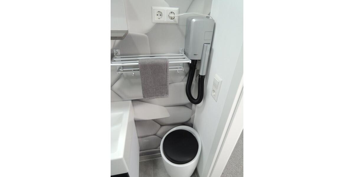 Wohnen auf Zeit Kirchheim unter Teck - 1 Zimmer, 33 m&sup2;, 900&euro; | Angebot:9537347