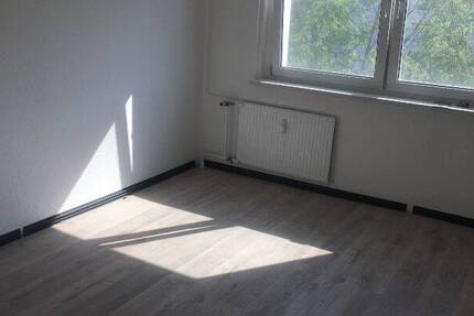 Wohnung Brandenburg an der Havel Hohenstücken - 6 Zimmer, 123 m&sup2;, 860&euro; | Angebot:26064541