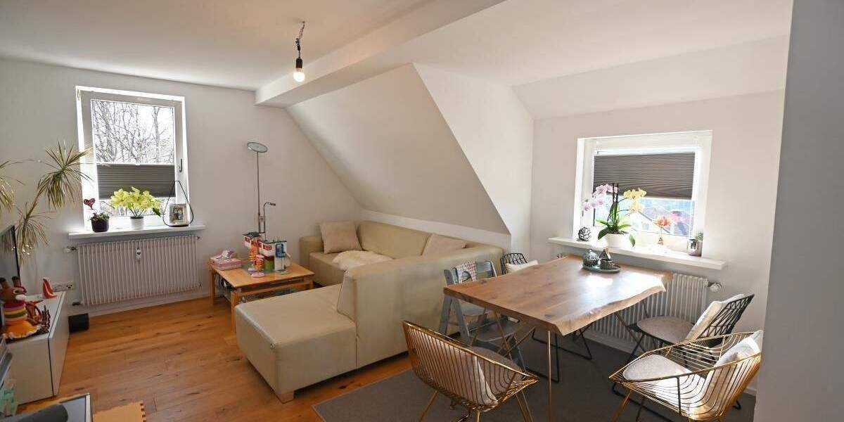 Etagenwohnung Freudenstadt - 3 Zimmer, 88 m&sup2;, 845&euro; | Angebot:25662462