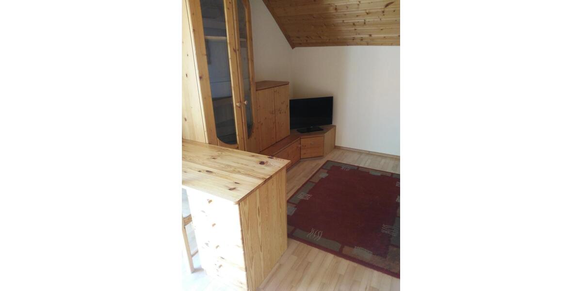 Dachgeschoßwohnung Thurnau - 4 Zimmer, 100 m&sup2;, 650&euro; | Angebot:26036587