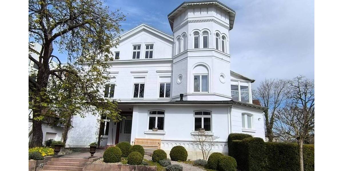 Etagenwohnung Bad Wildungen Bad Wildungen (Kernstadt) - 3 Zimmer, 156 m&sup2;, 934&euro; | Angebot:26092228
