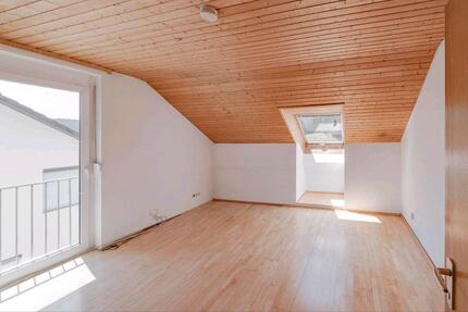Wohnung Sankt Georgen im Schwarzwald - 3 Zimmer, 67 m&sup2;, 625&euro; | Angebot:26297532