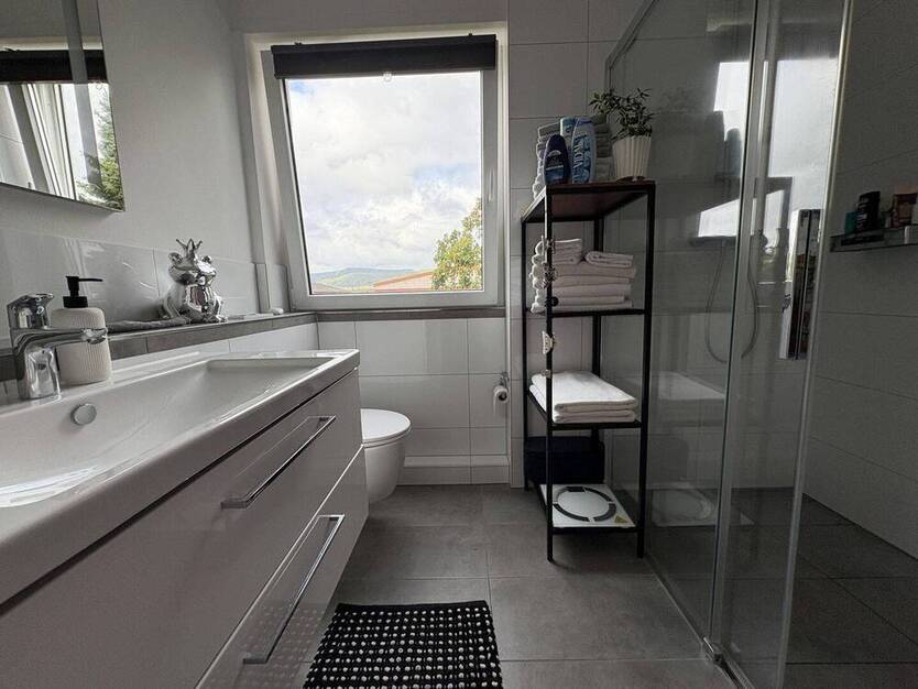 Modernisierte Doppelhaushälfte in ruhiger Lage von Ruppertsberg!