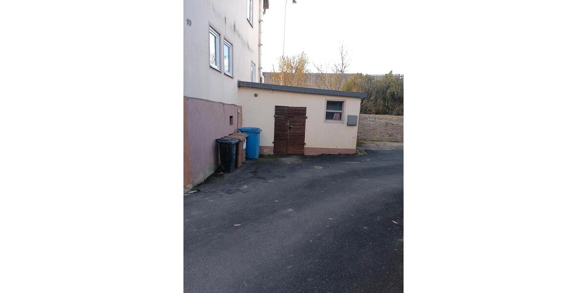 Einfamilienhaus Hammelburg - 9 Zimmer, 113 m&sup2;, 650&euro; | Angebot:26432102