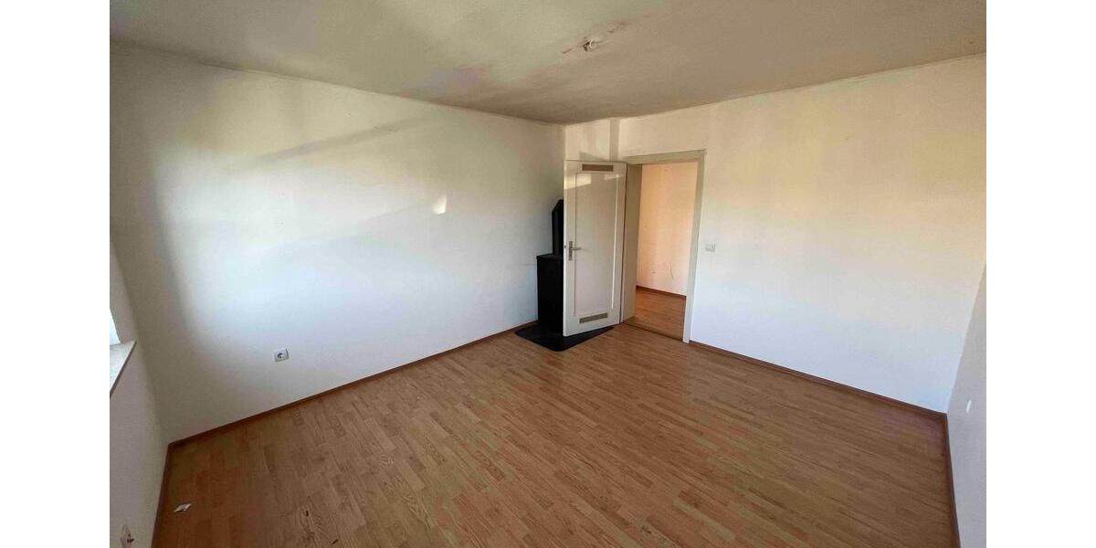 Erdgeschoßwohnung Wanfried - 2 Zimmer, 52 m&sup2;, 300&euro; | Angebot:25271963