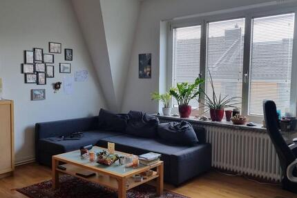 Geräumige, möblierte Wohnung in Bonn-Friesdorf zur Zwischenmiete