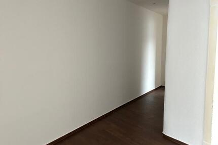 Wohnung Mönchengladbach - 3 Zimmer, 95 m&sup2;, 1.000&euro; | Angebot:25253610