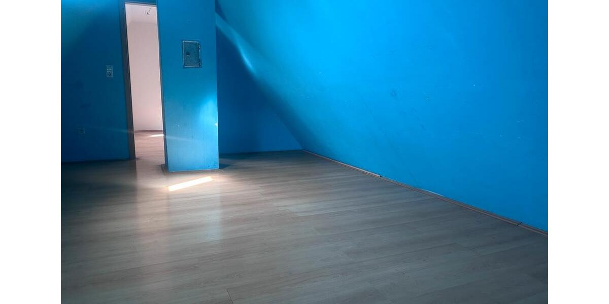 Dachgeschoßwohnung Meitingen - 3.5 Zimmer, 70 m&sup2;, 940&euro; | Angebot:25839188