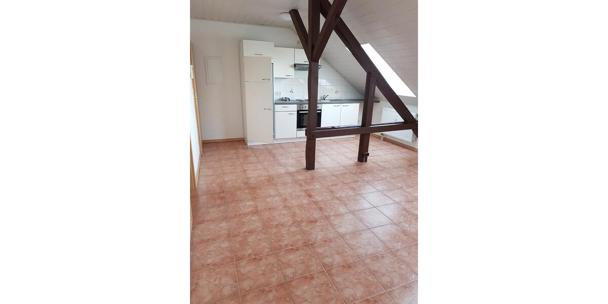 Dachgeschoßwohnung Salzwedel - 2 Zimmer, 38 m&sup2;, 310&euro; | Angebot:26661250