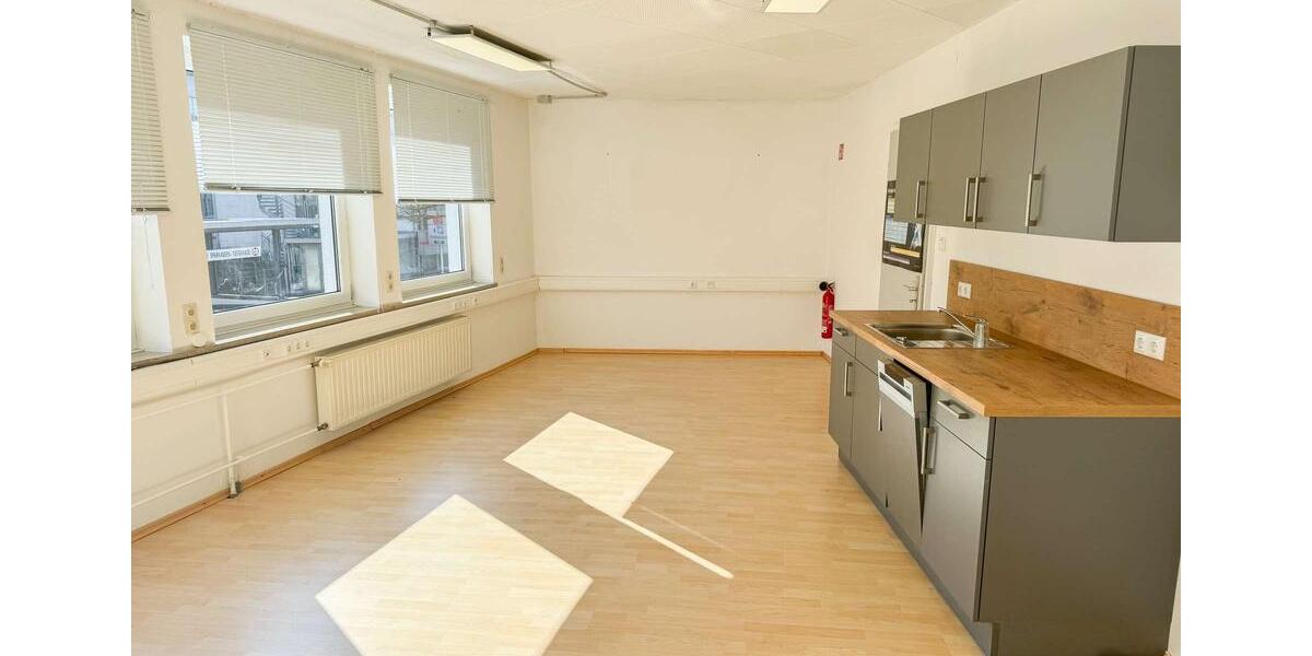 Gewerbeobjekt Amberg - 670&euro; | Angebot:25364236