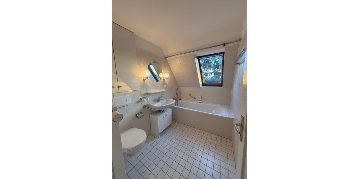 Dachgeschoßwohnung Wolfenbüttel Ahlum - 3 Zimmer, 60 m&sup2;, 480&euro; | Angebot:26094464
