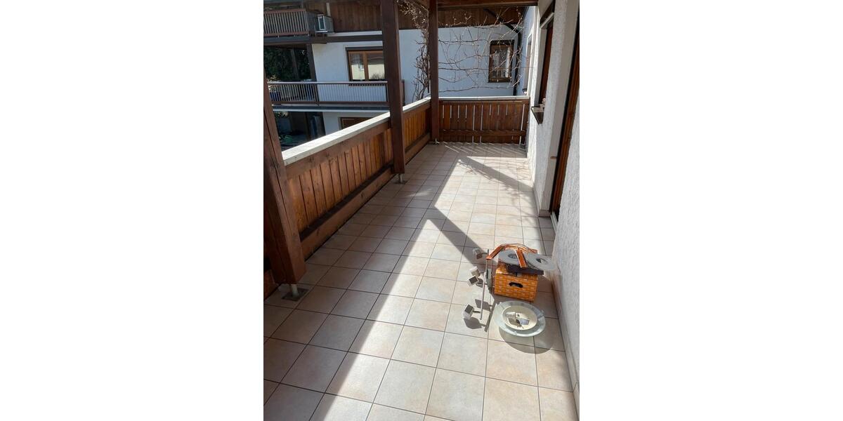 Etagenwohnung Deggendorf - 4 Zimmer, 90 m&sup2;, 720&euro; | Angebot:26247651
