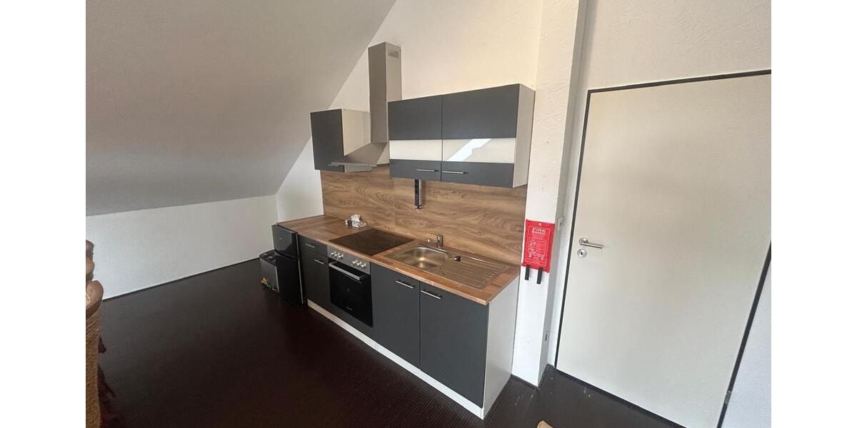 Dachgeschoßwohnung Ibbenbüren - 2 Zimmer, 140 m&sup2;, 1.000&euro; | Angebot:26039332