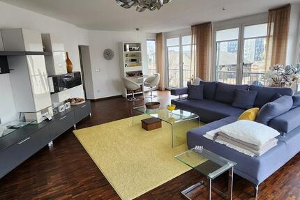 Wohnung Duisburg - 2 Zimmer, 67 m&sup2;, 900&euro; | Angebot:26085233