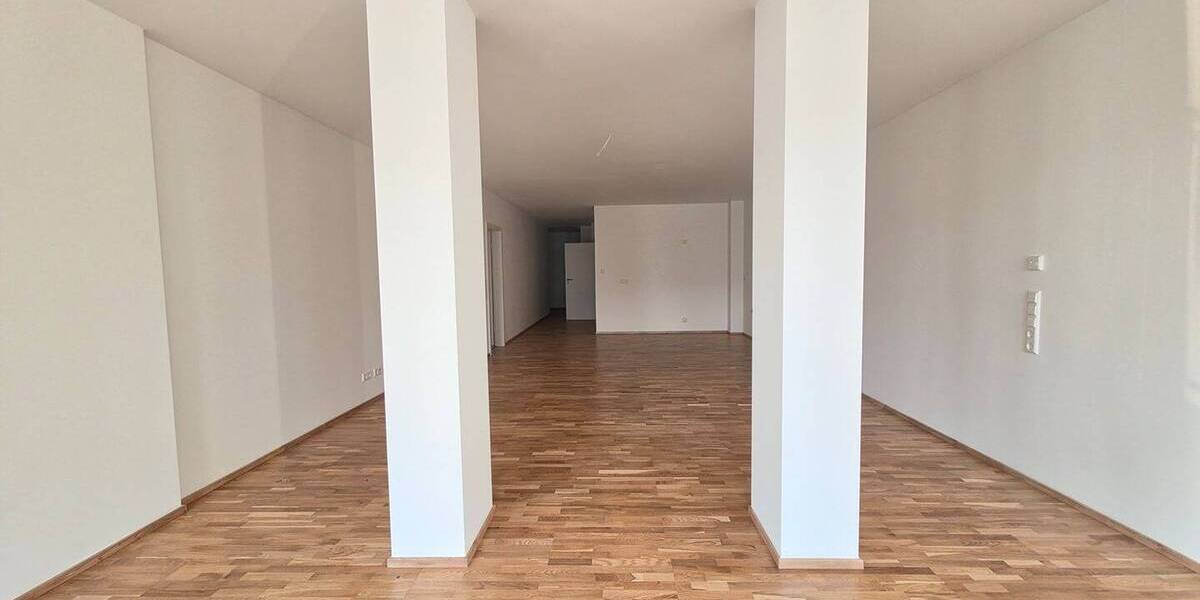 Etagenwohnung Pforzheim Oststadt - 3 Zimmer, 114 m&sup2;, 1.311&euro; | Angebot:26018279
