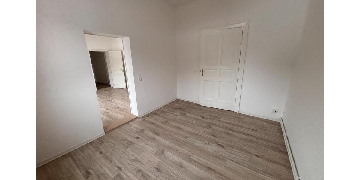 Erdgeschoßwohnung Neuzelle - 4 Zimmer, 100 m&sup2;, 800&euro; | Angebot:24611772