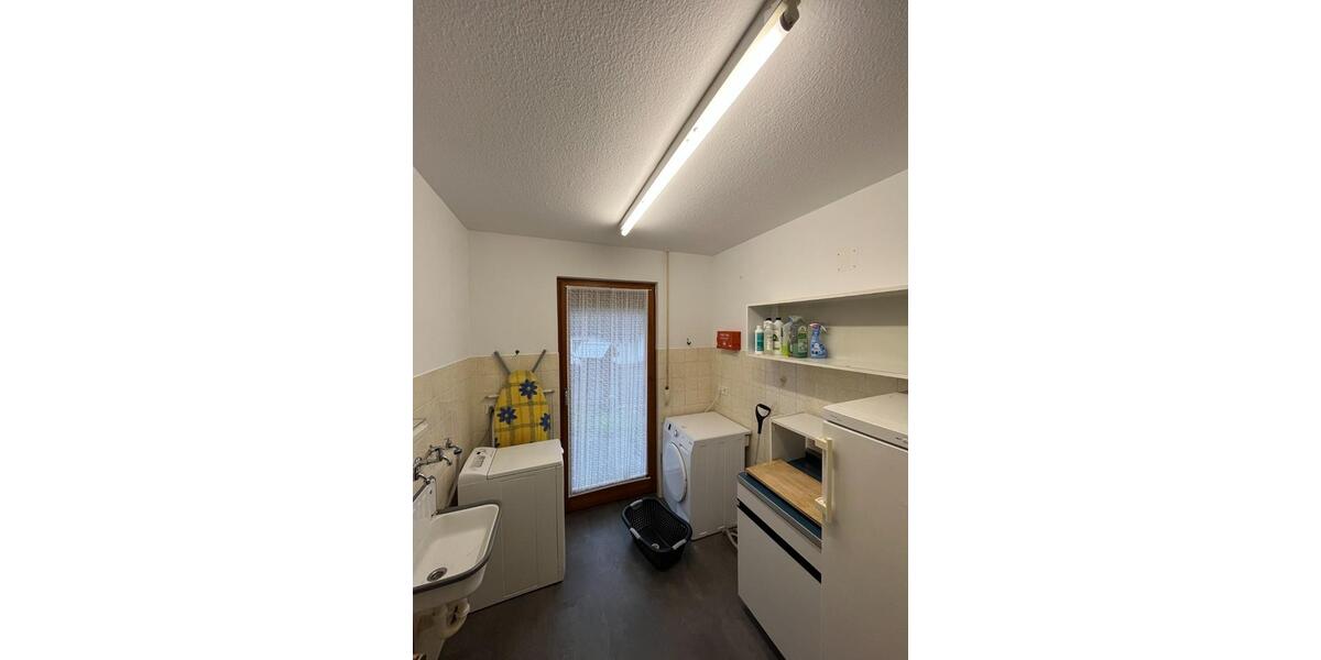 Wohnhaus mit 6 Schlafplätze NUR zur Zwischenmiete 5 zimmer