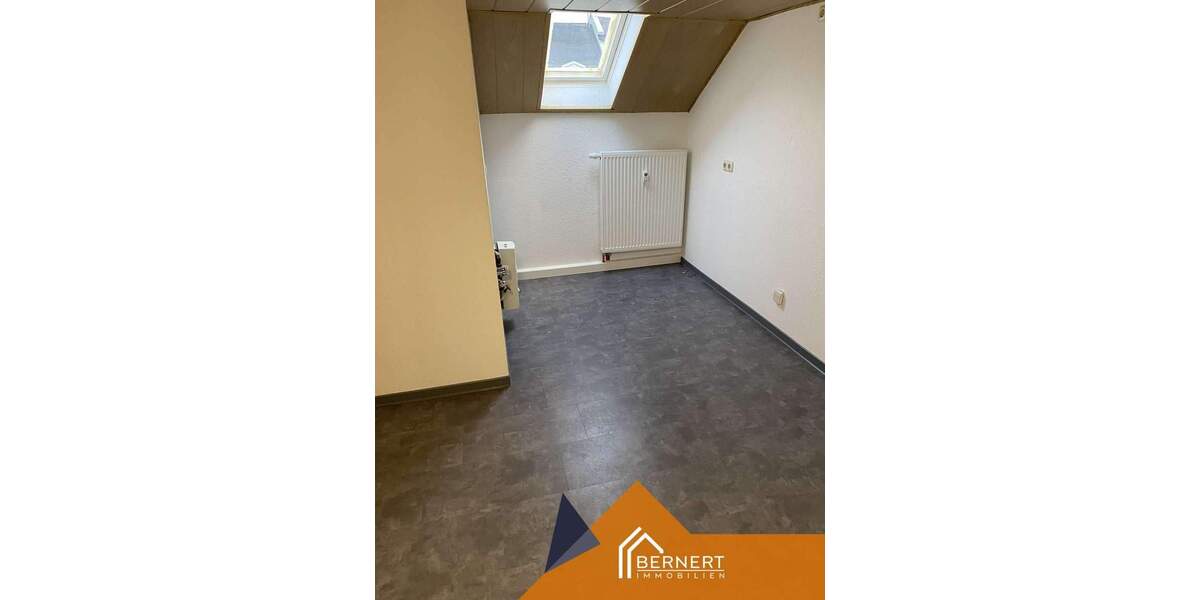 Etagenwohnung Oelsnitz/Vogtl. Oelsnitz - 4 Zimmer, 102 m&sup2;, 520&euro; | Angebot:25689909