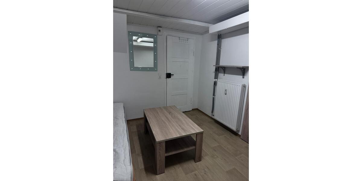 Etagenwohnung Remseck am Neckar - 1 Zimmer, 15 m&sup2;, 430&euro; | Angebot:26004536