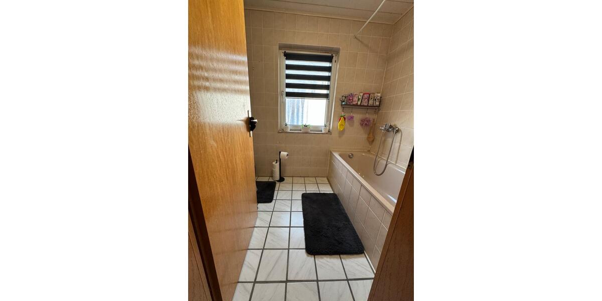 Etagenwohnung Rotenburg an der Fulda - 3 Zimmer, 90 m&sup2;, 550&euro; | Angebot:25906718