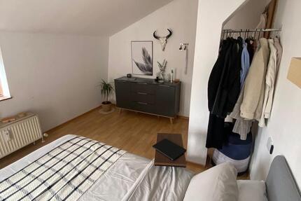 Wohnen auf Zeit Stuttgart Stuttgart-Mitte - 8 Zimmer, 101 m&sup2;, 520&euro; | Angebot:25319437