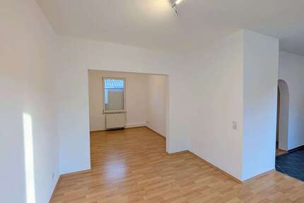 Wohnung Wiesbaden Bierstadt - 2 Zimmer, 51 m&sup2;, 550&euro; | Angebot:27692861