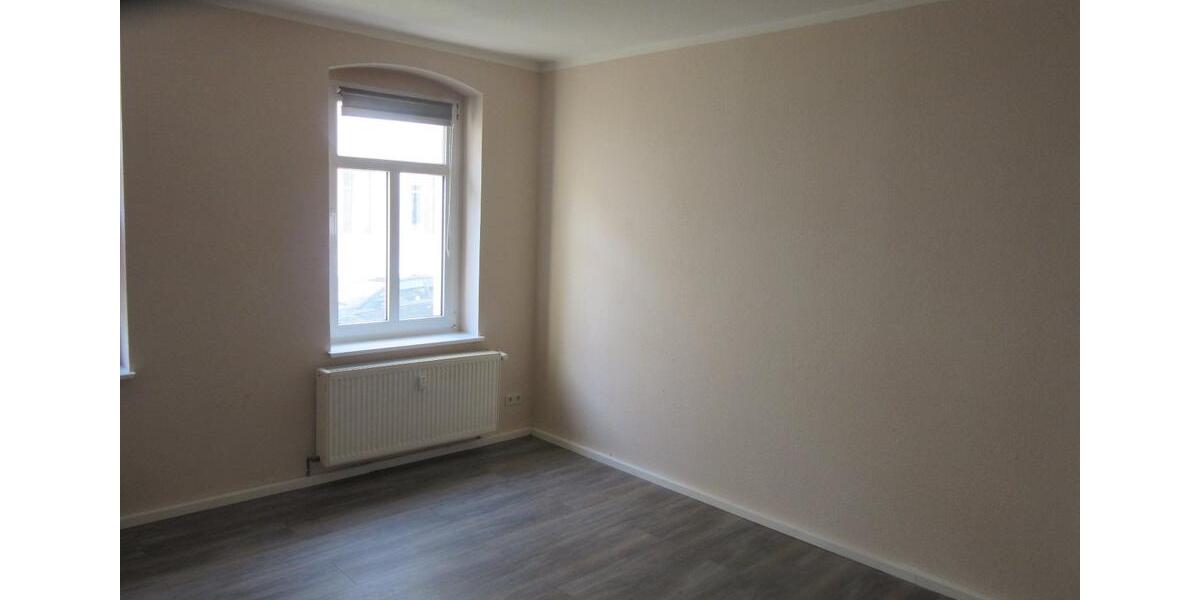 Erdgeschoßwohnung Schmölln - 1 Zimmer, 35 m&sup2;, 250&euro; | Angebot:24988742