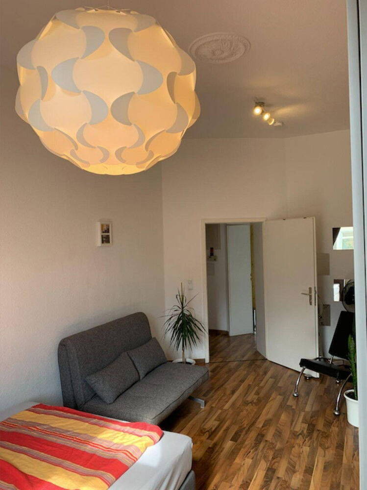 ALL INCLUSIV! Großes möbliertes 2 Zimmer Wohnung direkt am Friedberger Platz