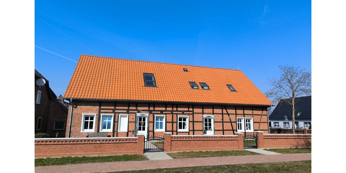 Dachgeschoßwohnung Woltersdorf - 4 Zimmer, 102 m&sup2;, 878&euro; | Angebot:25791750