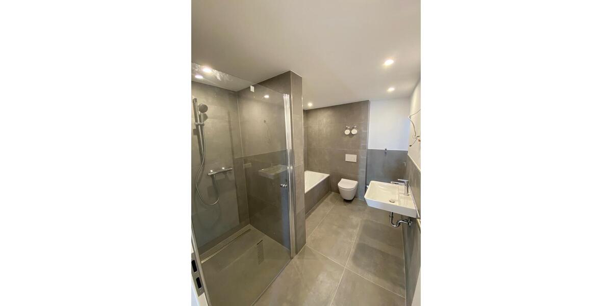 Maisonettenwohnung Renchen - 6 Zimmer, 154 m&sup2;, 1.600&euro; | Angebot:25833353