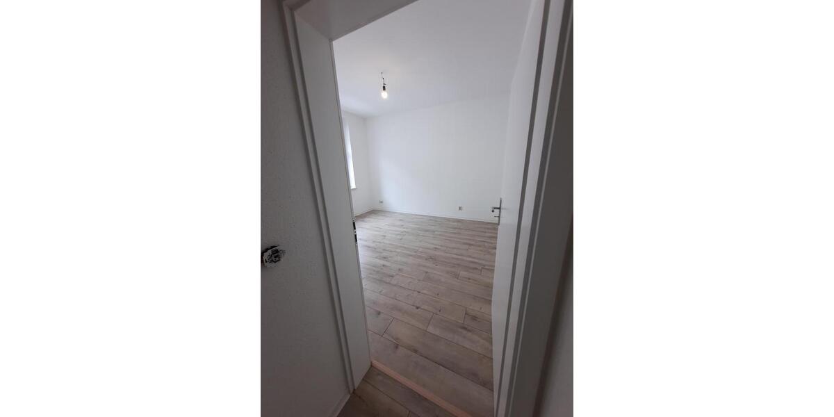 Erdgeschoßwohnung Lößnitz - 2 Zimmer, 46 m&sup2;, 230&euro; | Angebot:26096678