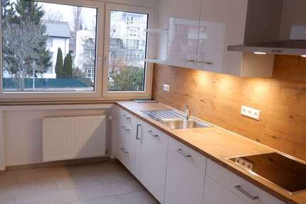 Wohnung Sindelfingen Sindelfingen (Stadt) - 3 Zimmer, 86 m&sup2;, 1.200&euro; | Angebot:26300429
