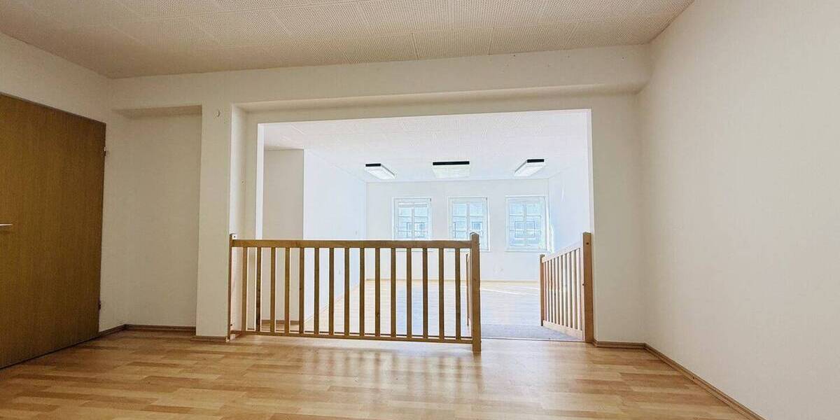 Gewerbeobjekt Donauwörth - 4 Zimmer, 112 m&sup2;, 800&euro; | Angebot:26569748
