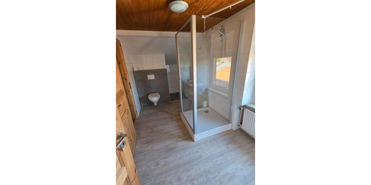 Dachgeschoßwohnung Lägerdorf - 3 Zimmer, 75 m&sup2;, 780&euro; | Angebot:25594898