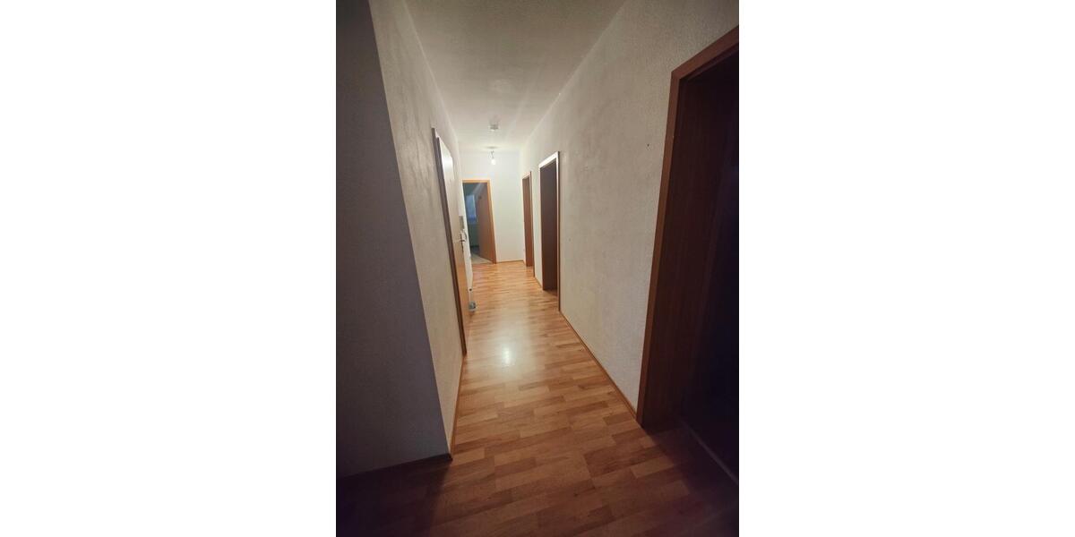 Etagenwohnung Coswig - 4 Zimmer, 97 m&sup2;, 1.025&euro; | Angebot:26688584