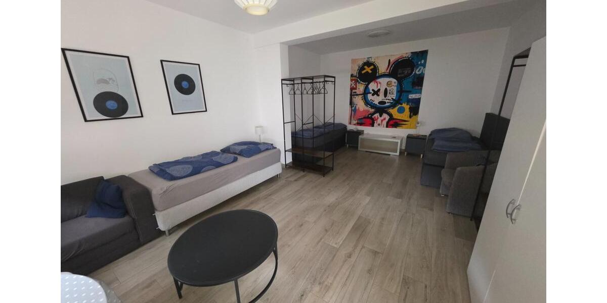 Wohnen auf Zeit Maintal - 12 Zimmer, 200 m&sup2;, 50&euro; | Angebot:21841229