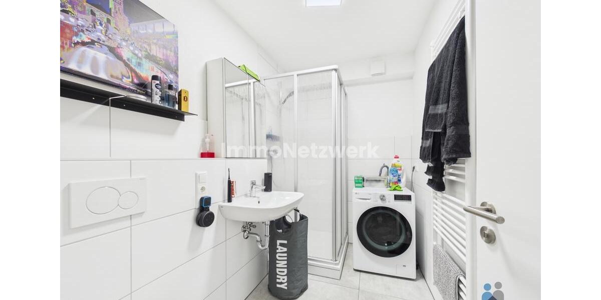 TOP***aufwendig, sanierte Zweizimmerwohnung mit 2 Balkonen***NEU 2 zimmer