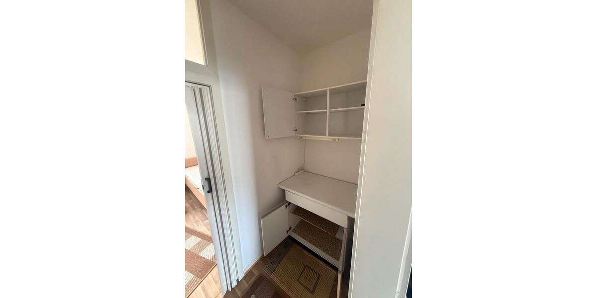 Etagenwohnung Mönchengladbach Süd - 2 Zimmer, 47 m&sup2;, 730&euro; | Angebot:26258516