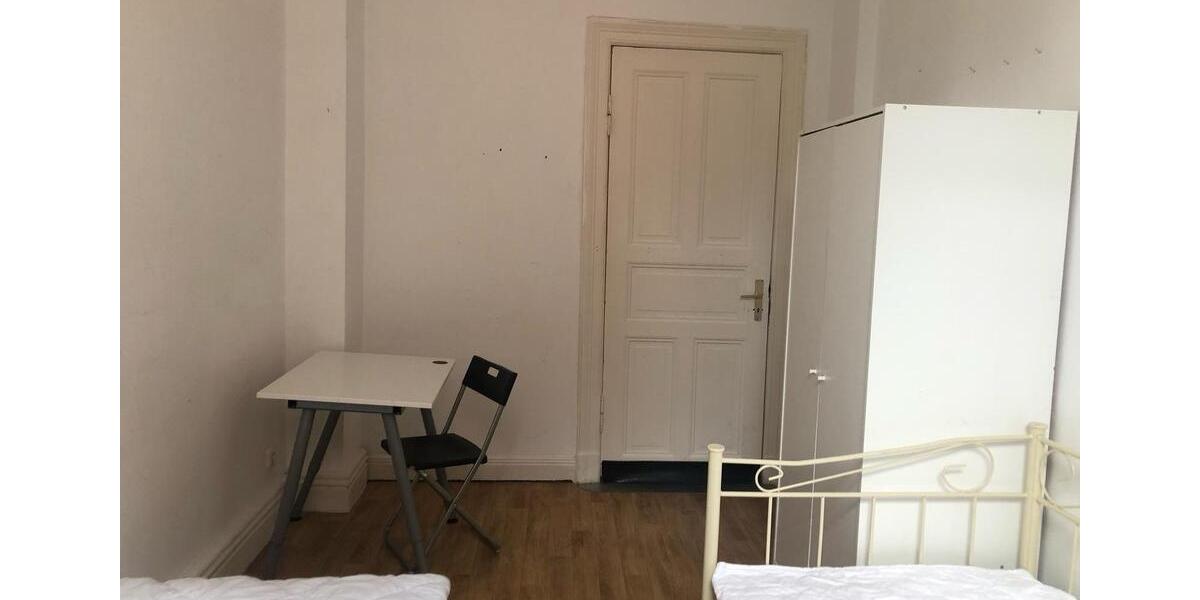 Wohnen auf Zeit Molfsee - 12 Zimmer, 500 m&sup2;, 22&euro; | Angebot:24640828