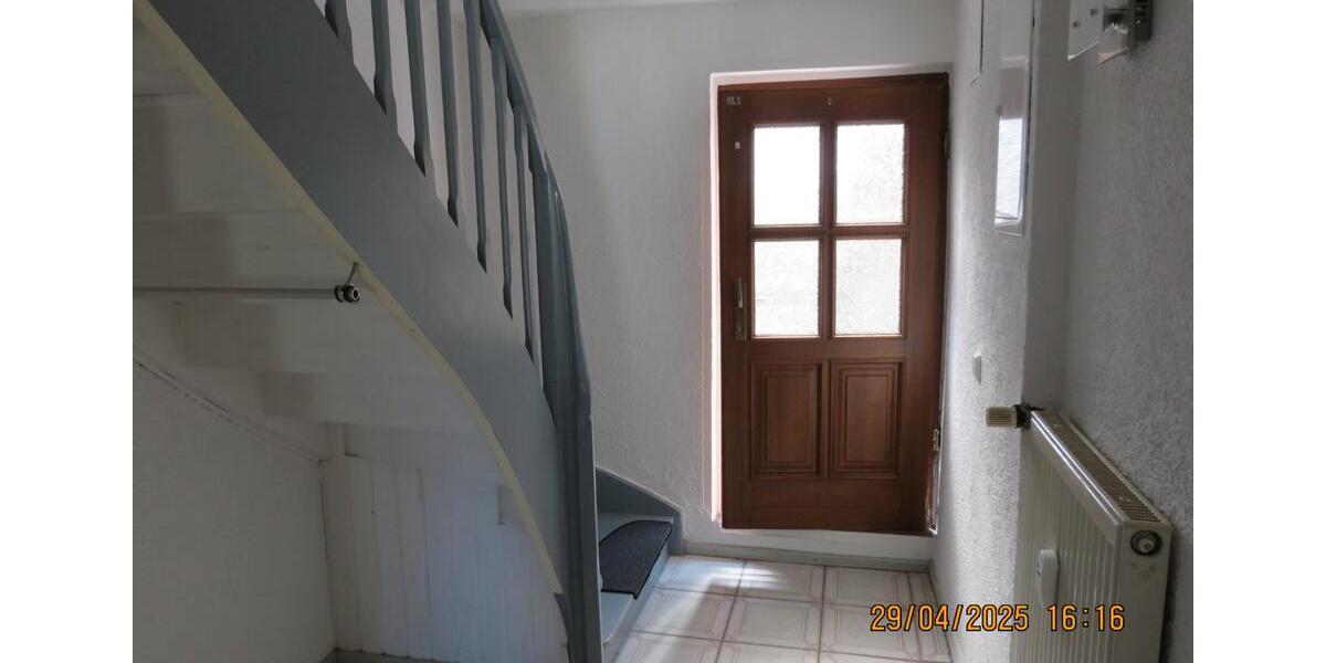 Etagenwohnung Buttstädt - 5 Zimmer, 149 m&sup2;, 670&euro; | Angebot:26645941